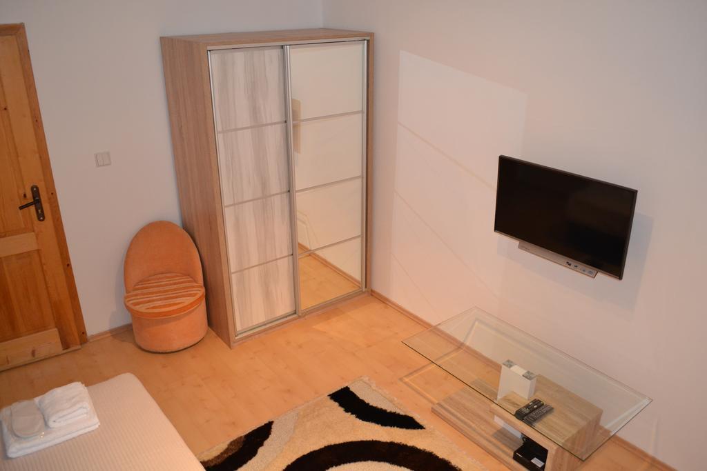Apartemen Secession Style