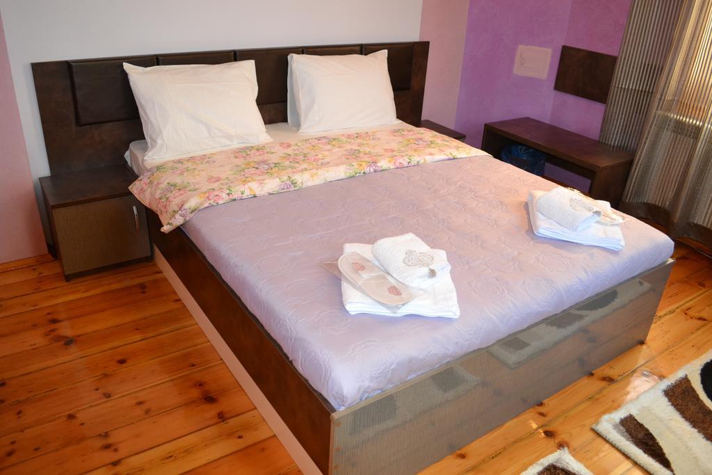 Apartemen Secession Style *